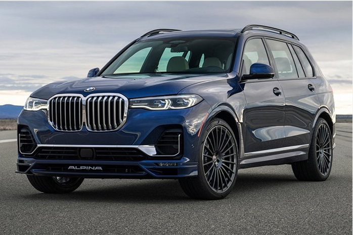 Unveiling the 2024 BMW X7: A Polarizing Design with Unmatched Luxury