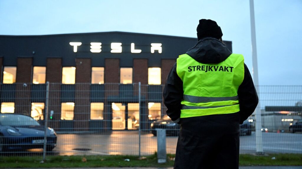 Strike against Tesla in Sweden: Unraveling the Threads of Labor Discontent in Detail